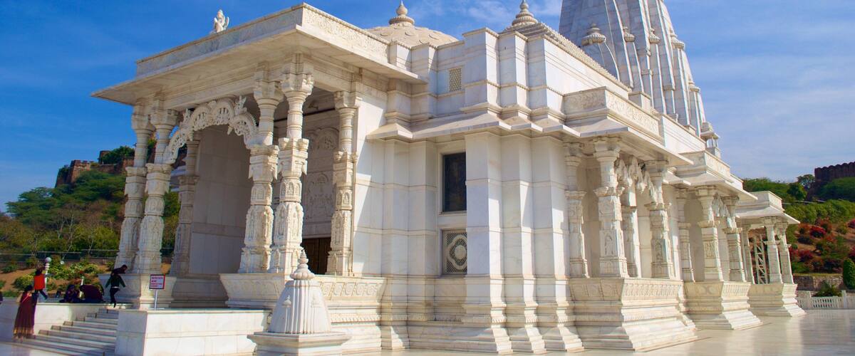 Birla Temple featuring chateau or palace