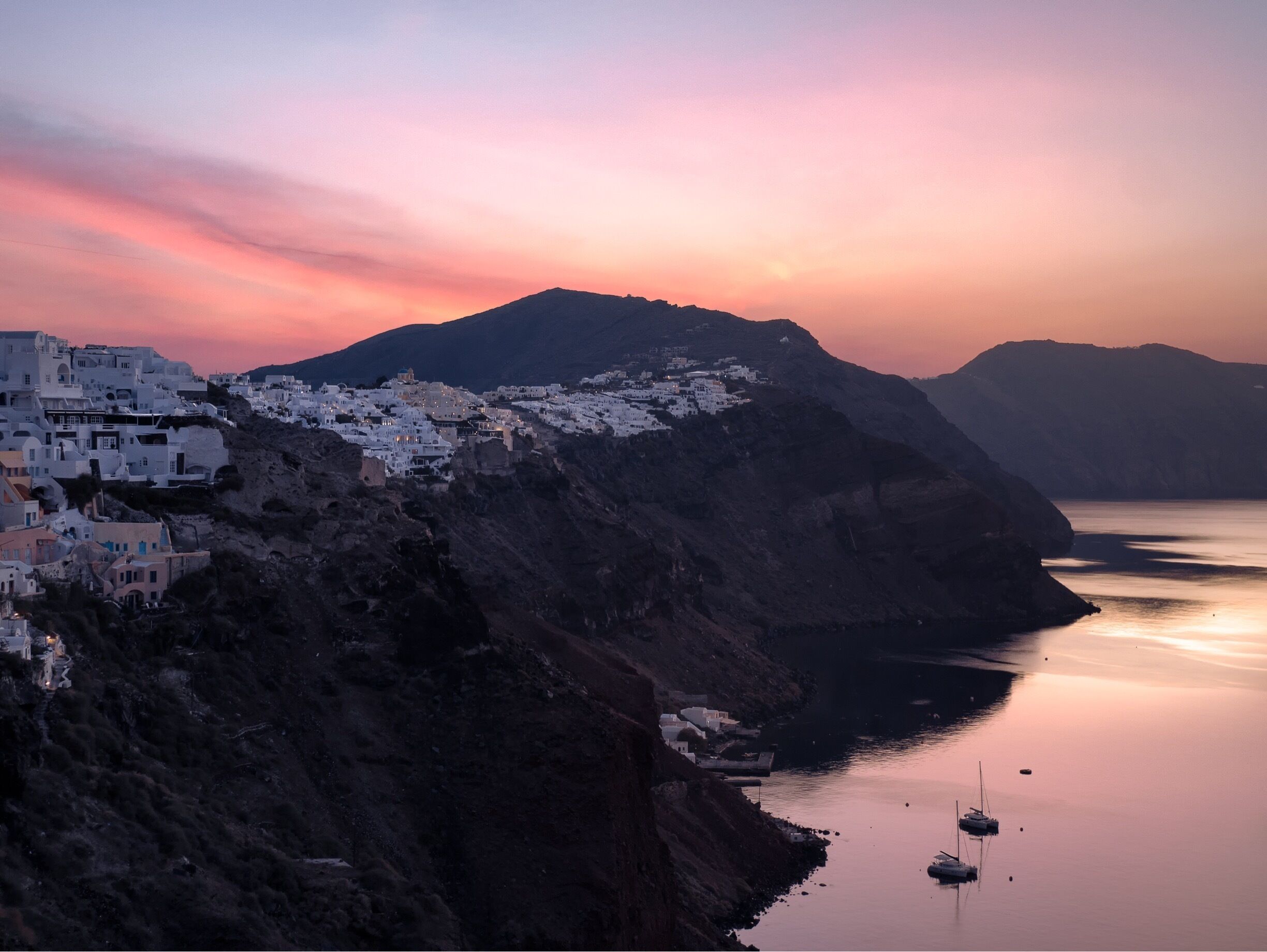 Wouldn’t mind getting up to this view every morning. 😊