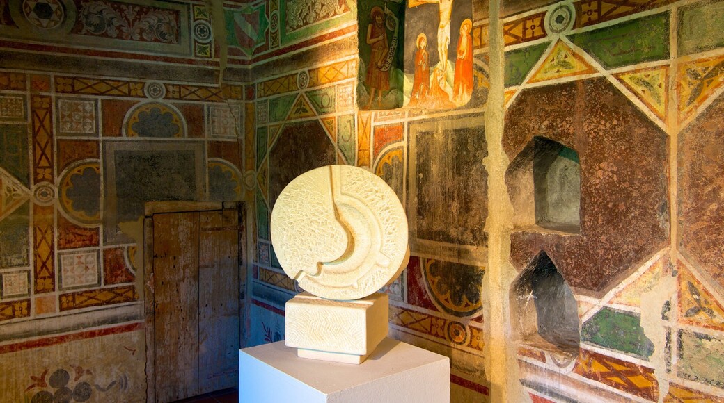 Chùteau de Masnago qui includes chùteau ou palais, art et vues intérieures