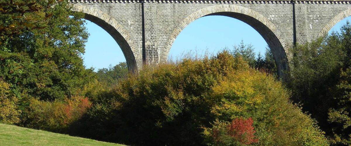Coussac-Bonneval Pont des Fayes 043