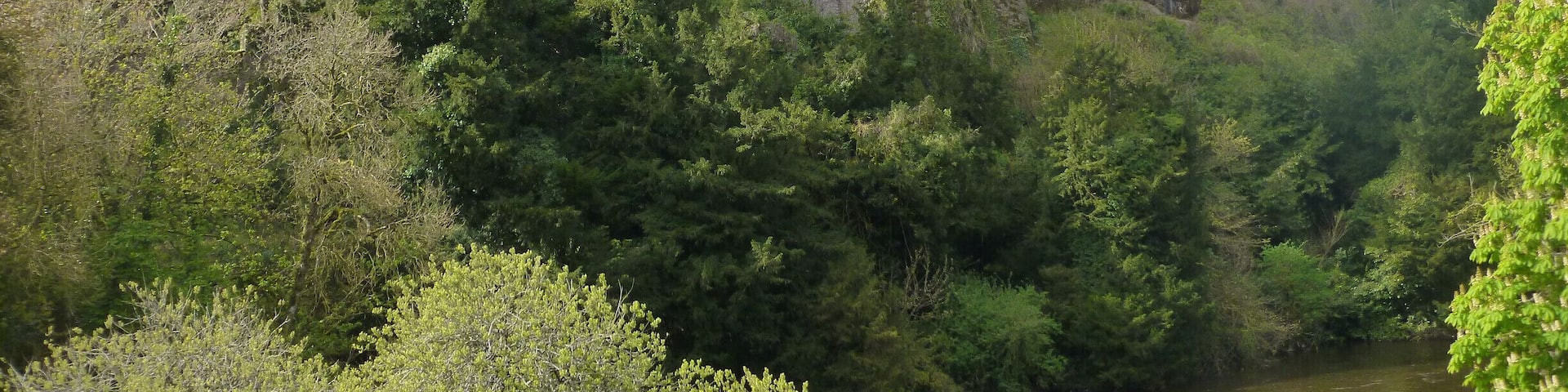 Well, we picked the wrong day to visit. Closed. Maybe next time!!