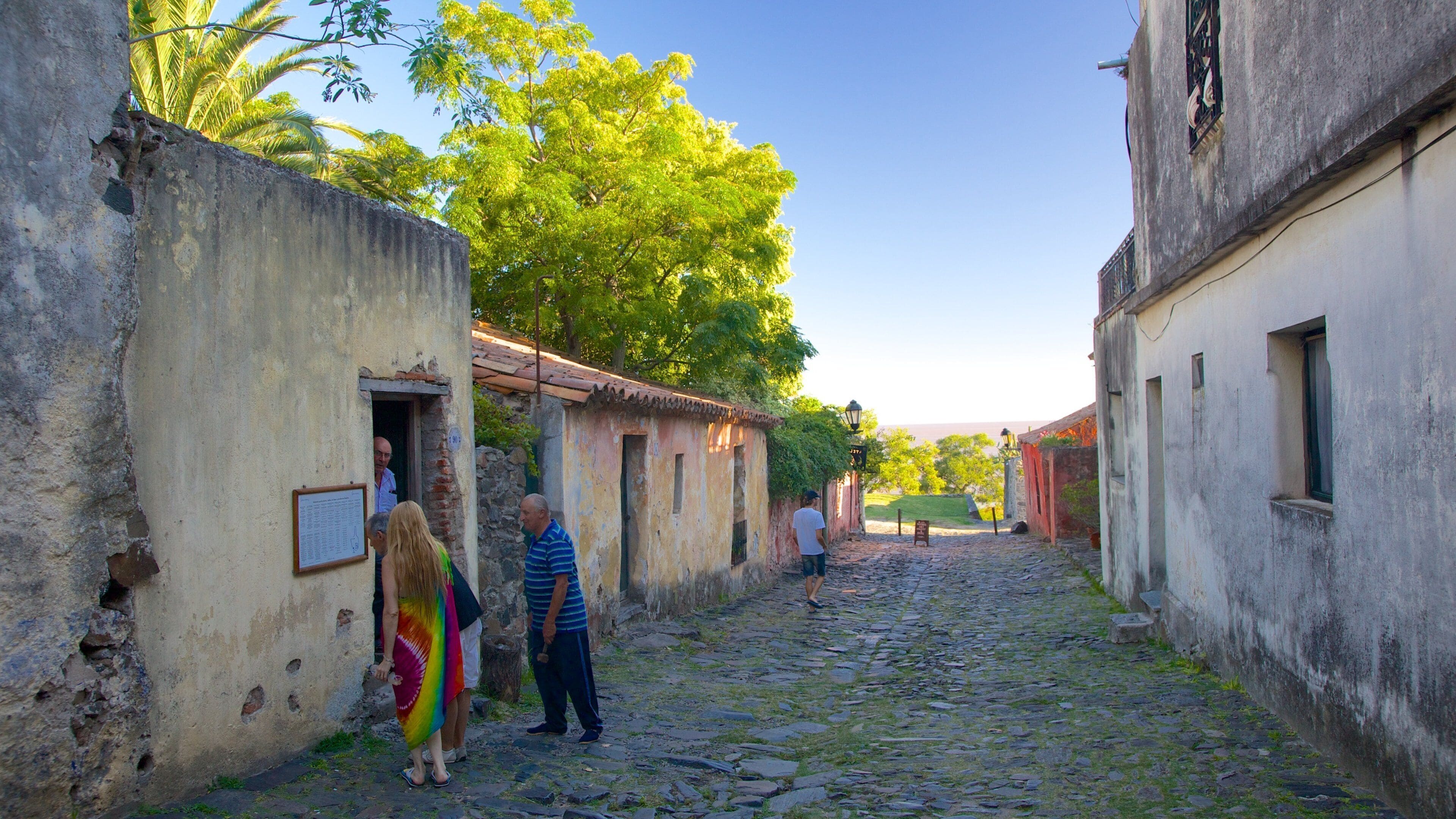 Uruguay fasiliteter samt kulturarv i tillegg til par