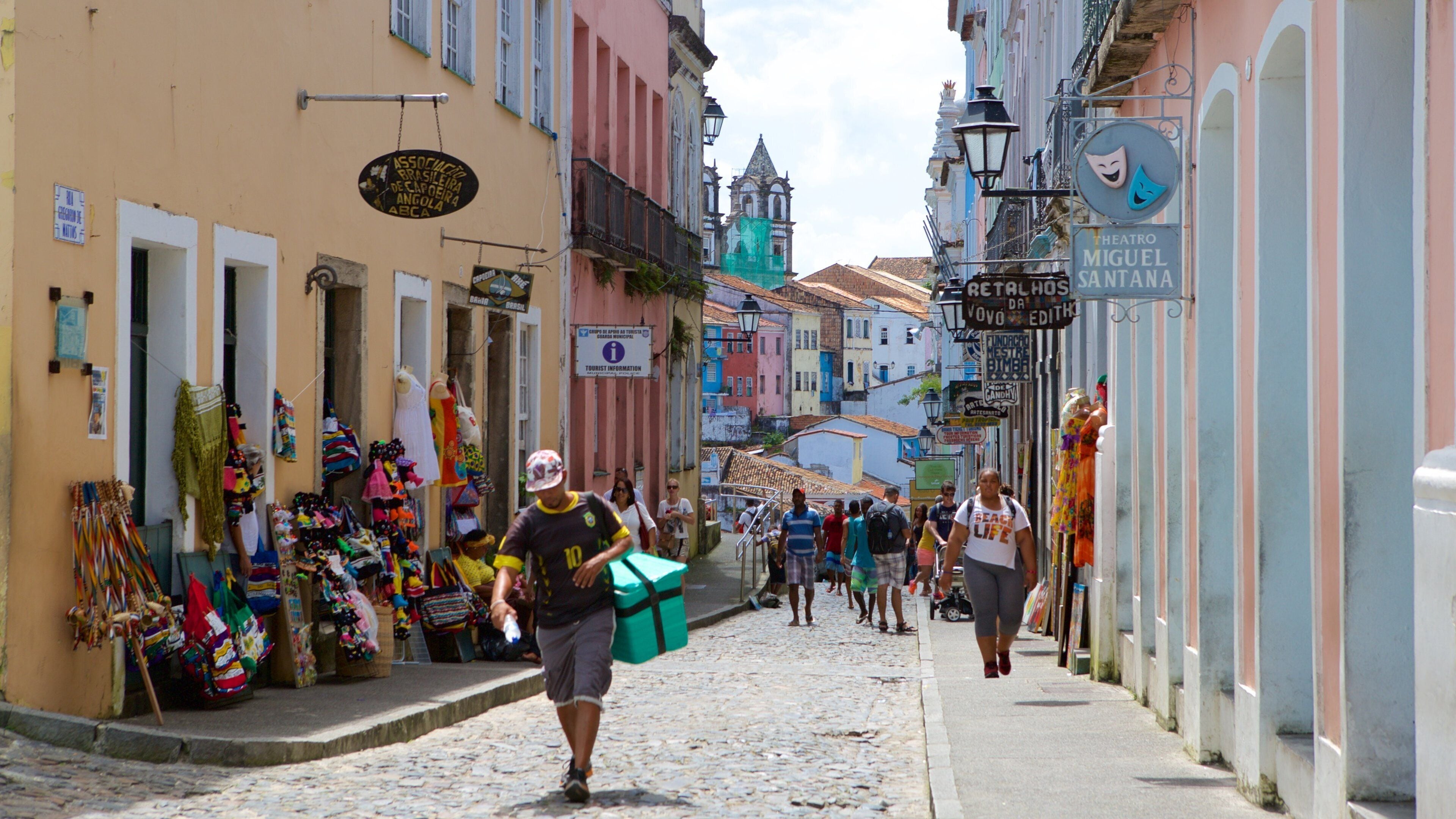 Pelourinho featuring a coastal town, cafe scenes and street scenes