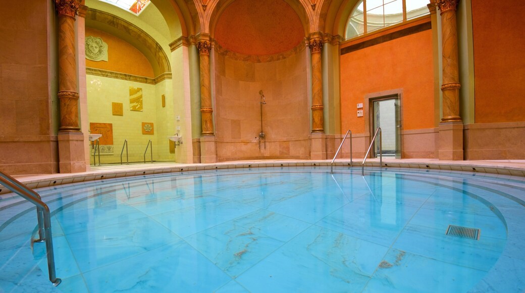 Caracalla Spa which includes a pool