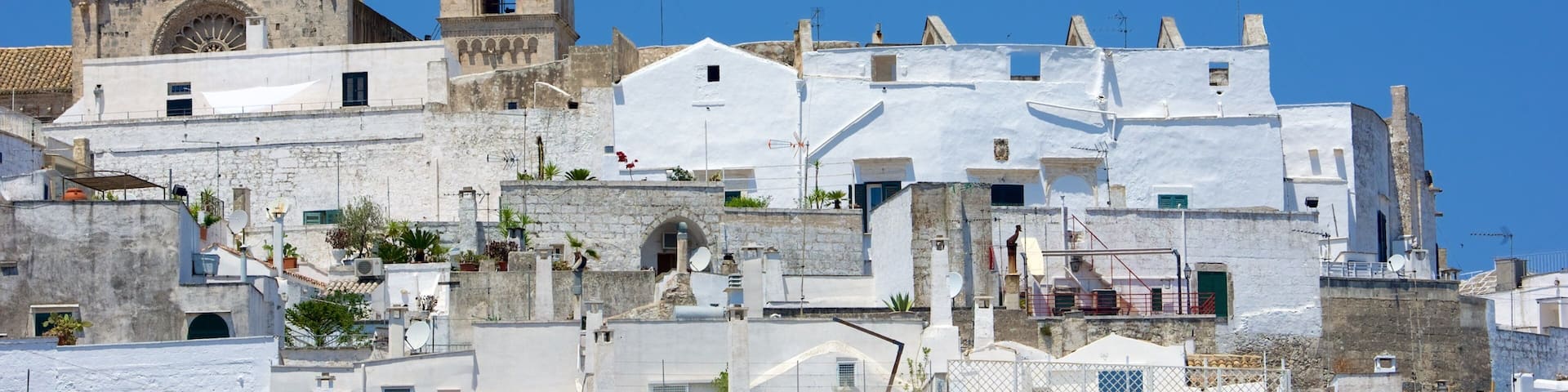 Ostuni Cathedral which includes heritage architecture and a city