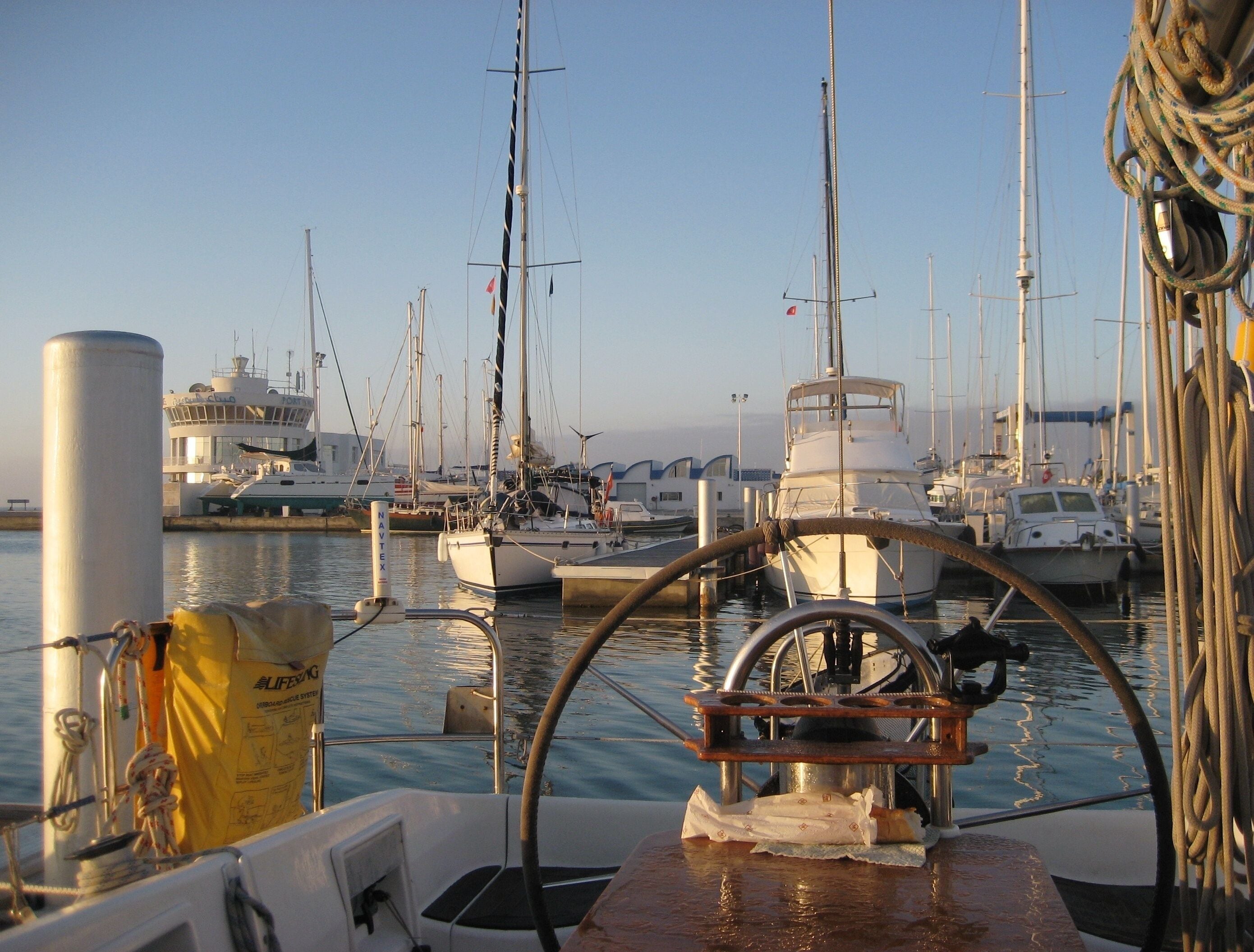 If you are in Hamammet, a walkk around the marina of Port Yasmine will leave you dreaming dreams of quitting the day job and sailing off into the horizon.