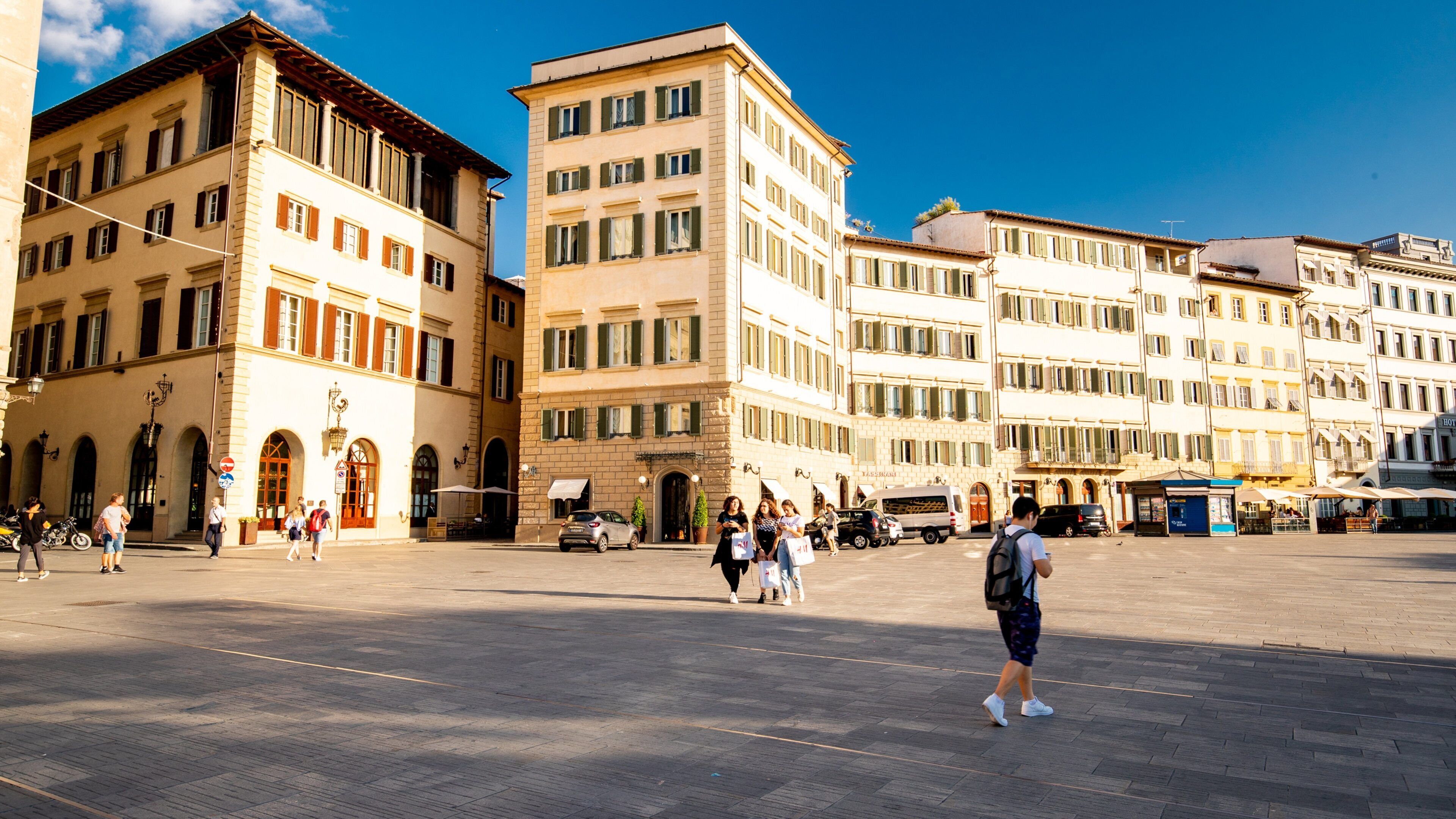 Arcetri featuring a city and a square or plaza