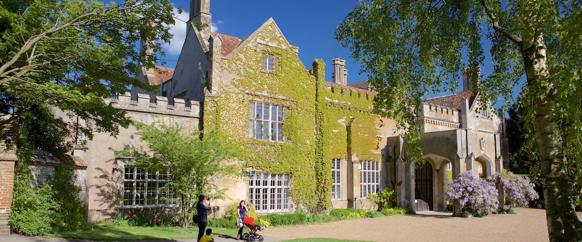 Marwell Wildlife featuring heritage architecture