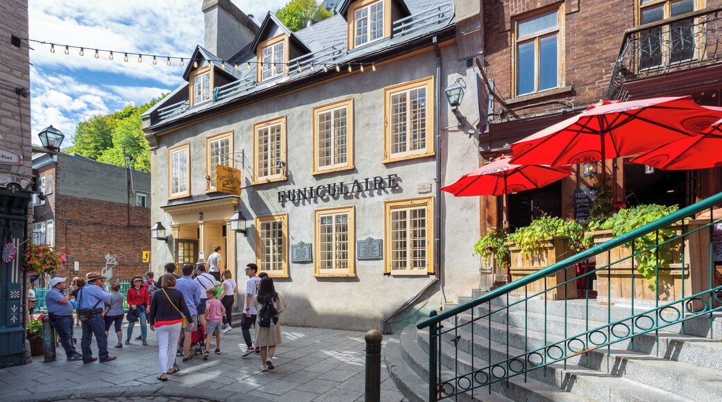 Quebec_OldQuebecFunicular_6168138_05_