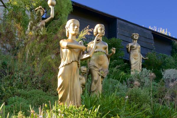 Spier Weingut mit einem Outdoor-Kunst