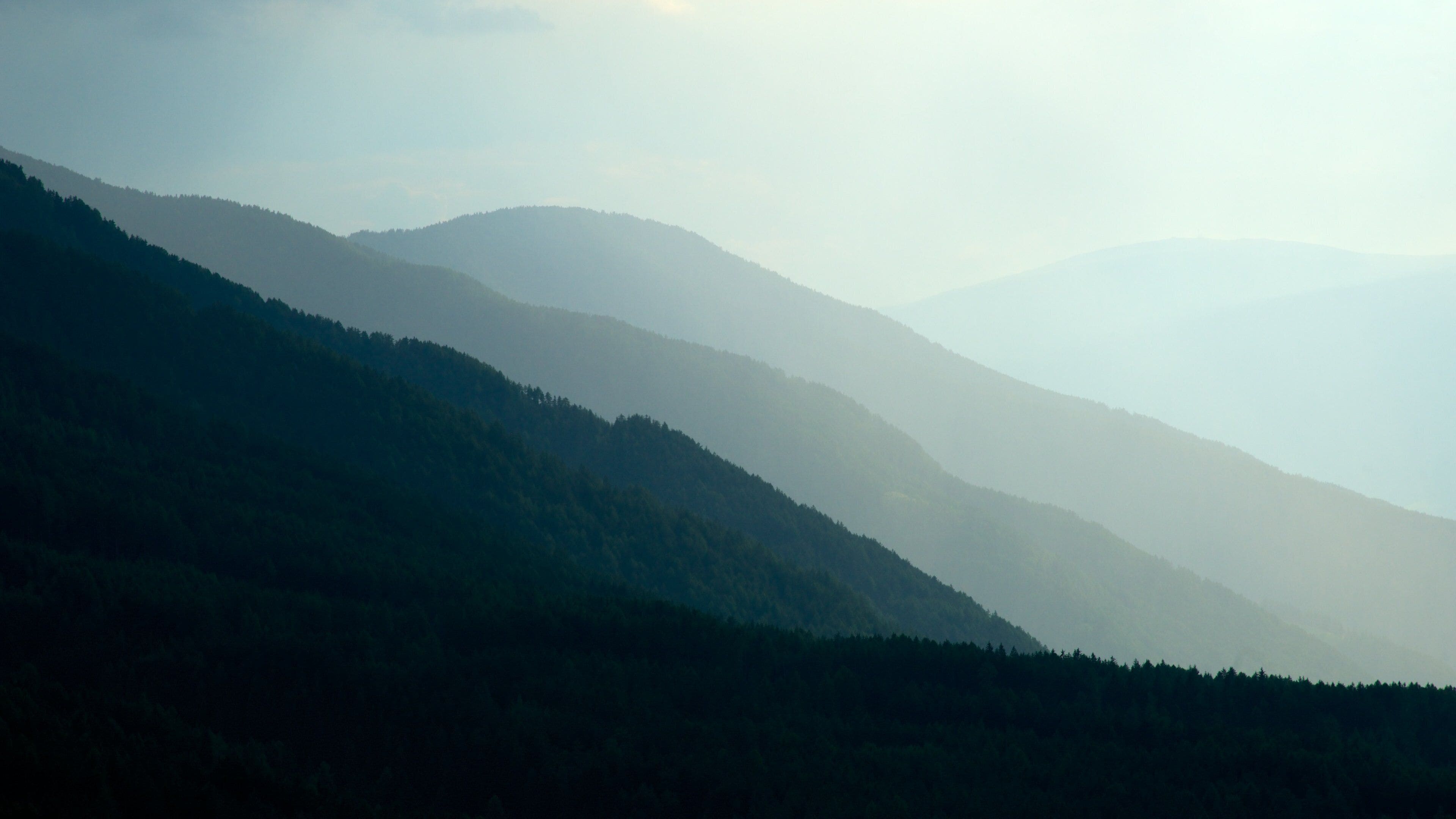 Funes showing tranquil scenes, mountains and landscape views