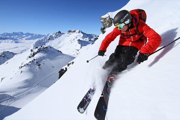 Station de ski de Val Thorens montrant neige, ski de randonnée et panoramas