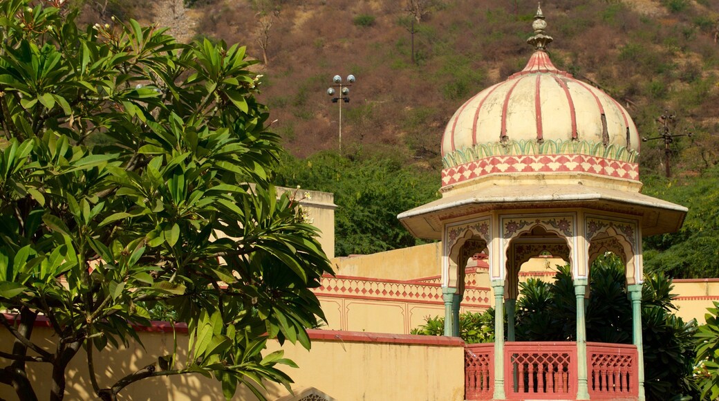 Sisodia Rani Palace and Garden which includes a castle and a park