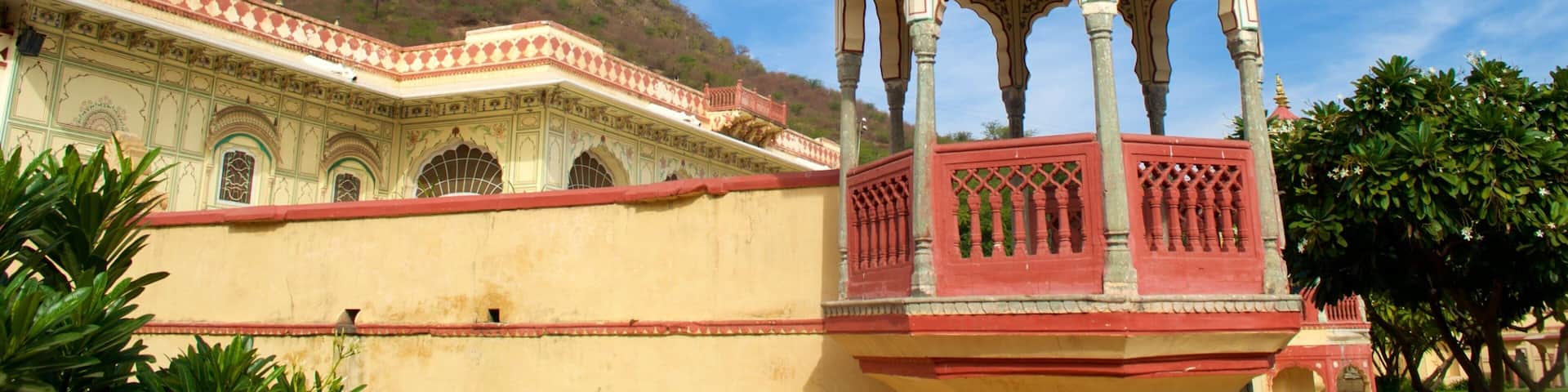 Sisodia Rani Palace and Garden featuring a castle