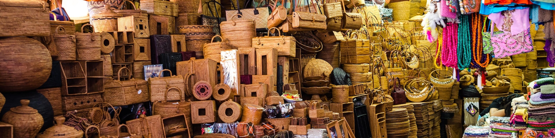 KFRFTD Ubud Traditional Art Market - Ubud Traditional Art Market is a famous place in Ubud Village as a tourist destination for traditional art trading.