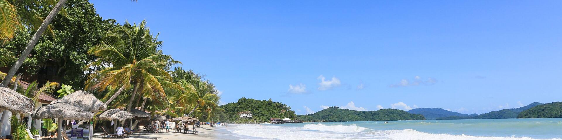 Stunning Cenang beach in Langkawi island, in Malaysia, Shutterstock ID 319603034, Purchase Order: SP-1985, Order Number: SP-1985 Malaysia Tourism Board_June-December 2019, Client/Licensee: Expedia.com