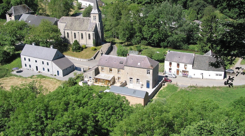 Lompret (Belgium), village included in the list of exceptional heritage of Wallonia (22 October 1982 - Bois Franc site).