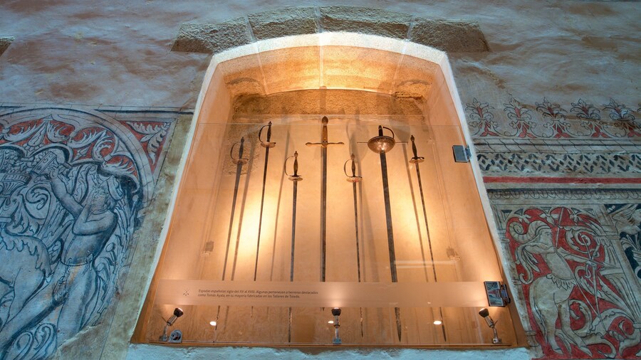 Golfines de Abajo Palace