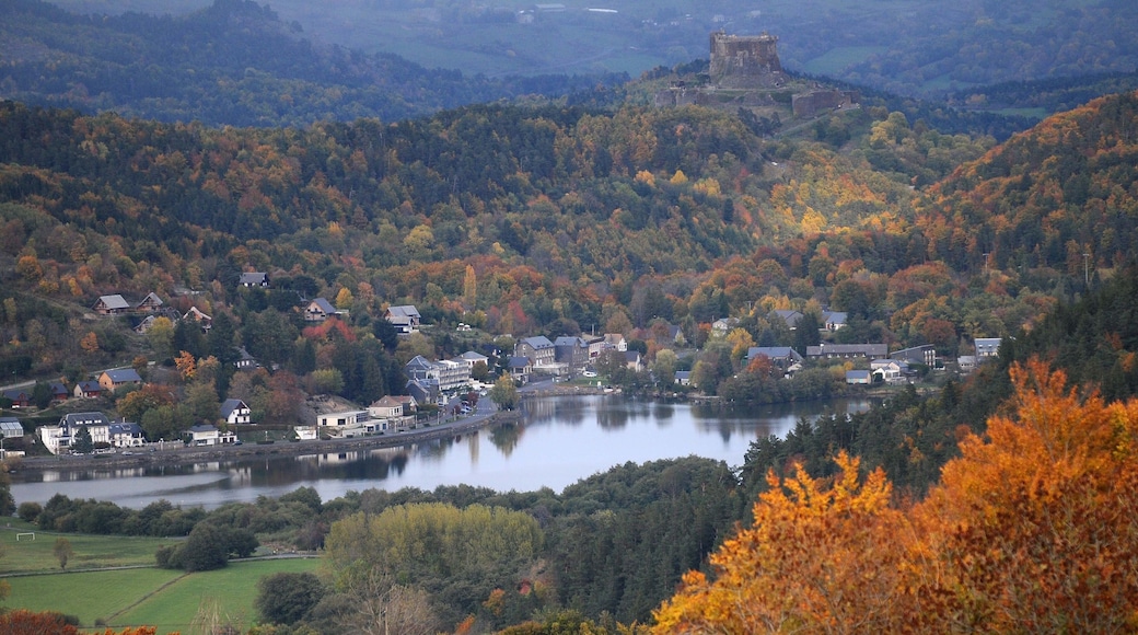 Chambon-sur-Lac en Auvergne-Rhône-Alpes Puy-de-Dôme France