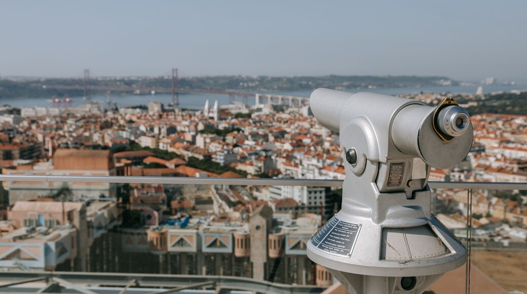 Amoreiras Shopping Center featuring views and a city
