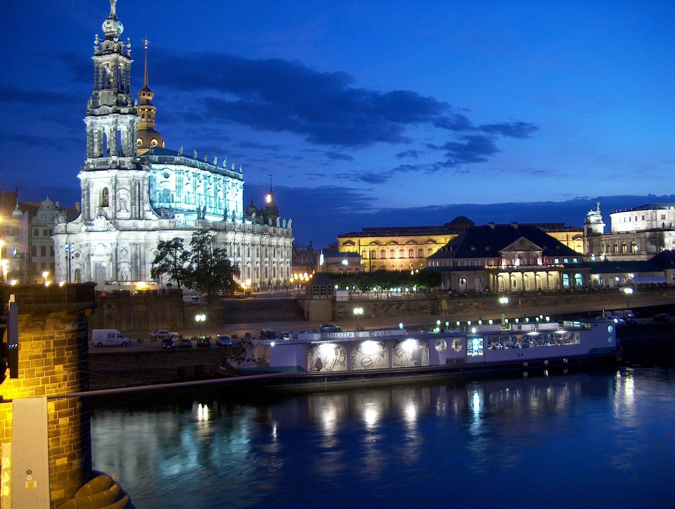 Dresden Altstadt bei Nacht