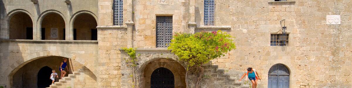 Rhodos mit einem Burg und historische Architektur