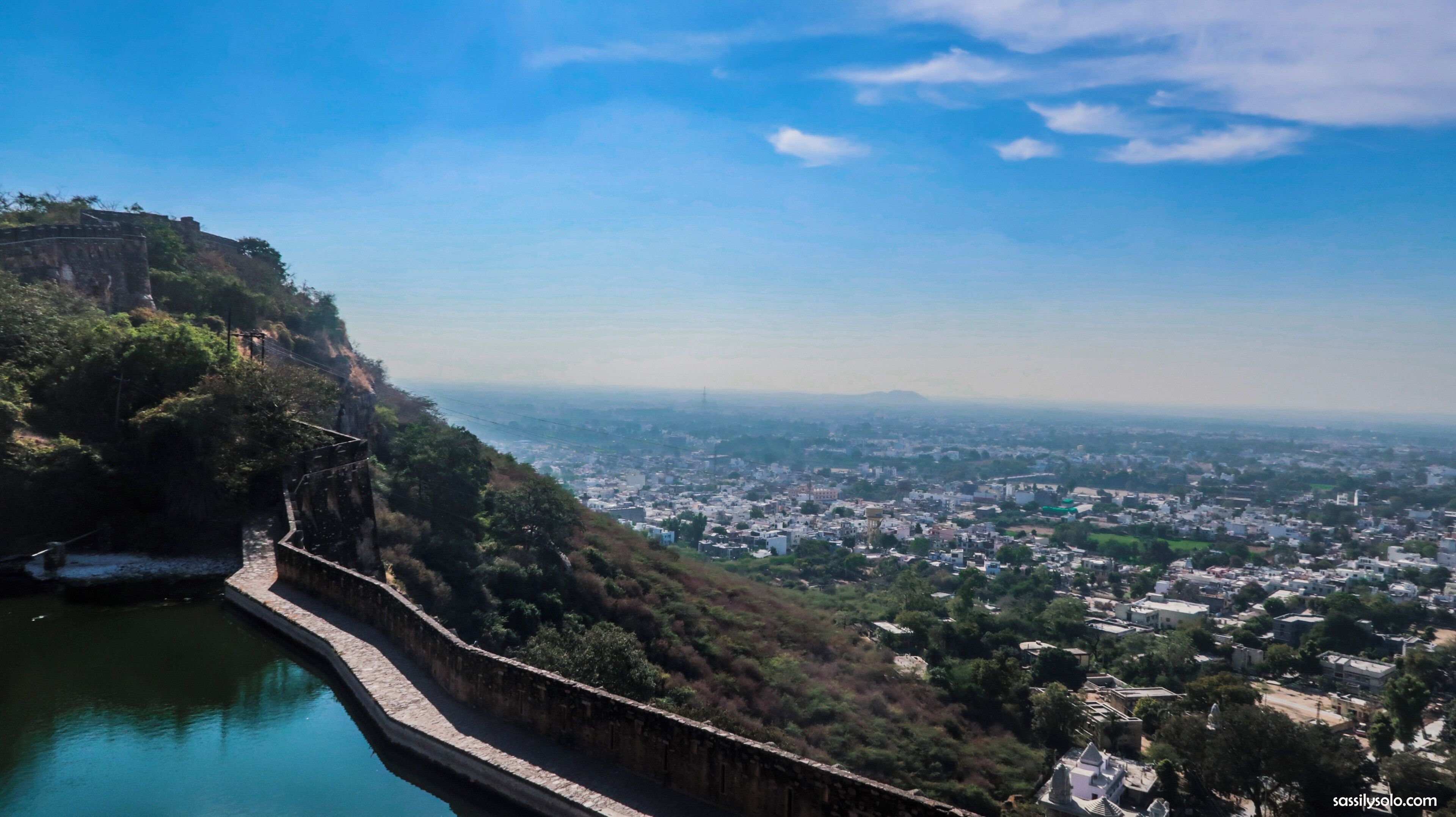 A day out in Chittorgarh.... New Post!! 

Check out the link in bio or copy here (👉🏻 https://sassilysolo.com/a-day-out-in-chittorgarh-rajasthan/) and find out the top places to visit in #chittorgarh