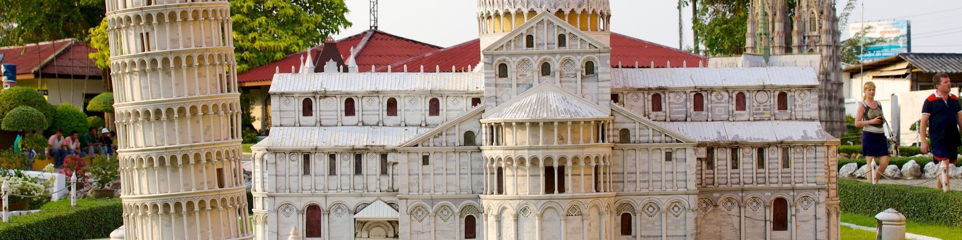 Mini Siam caracterizando passeios