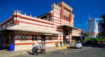 Municipal Market featuring heritage elements