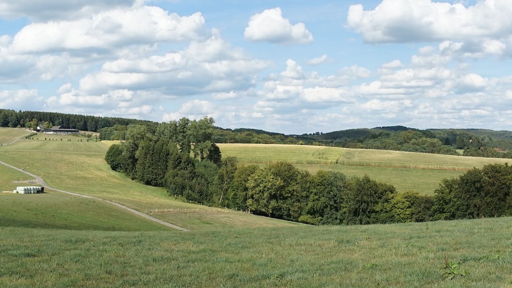 Panoramablick von Overath-Rott in Richtung Osten, Rheinisch Bergischer Kreis, Deutschland