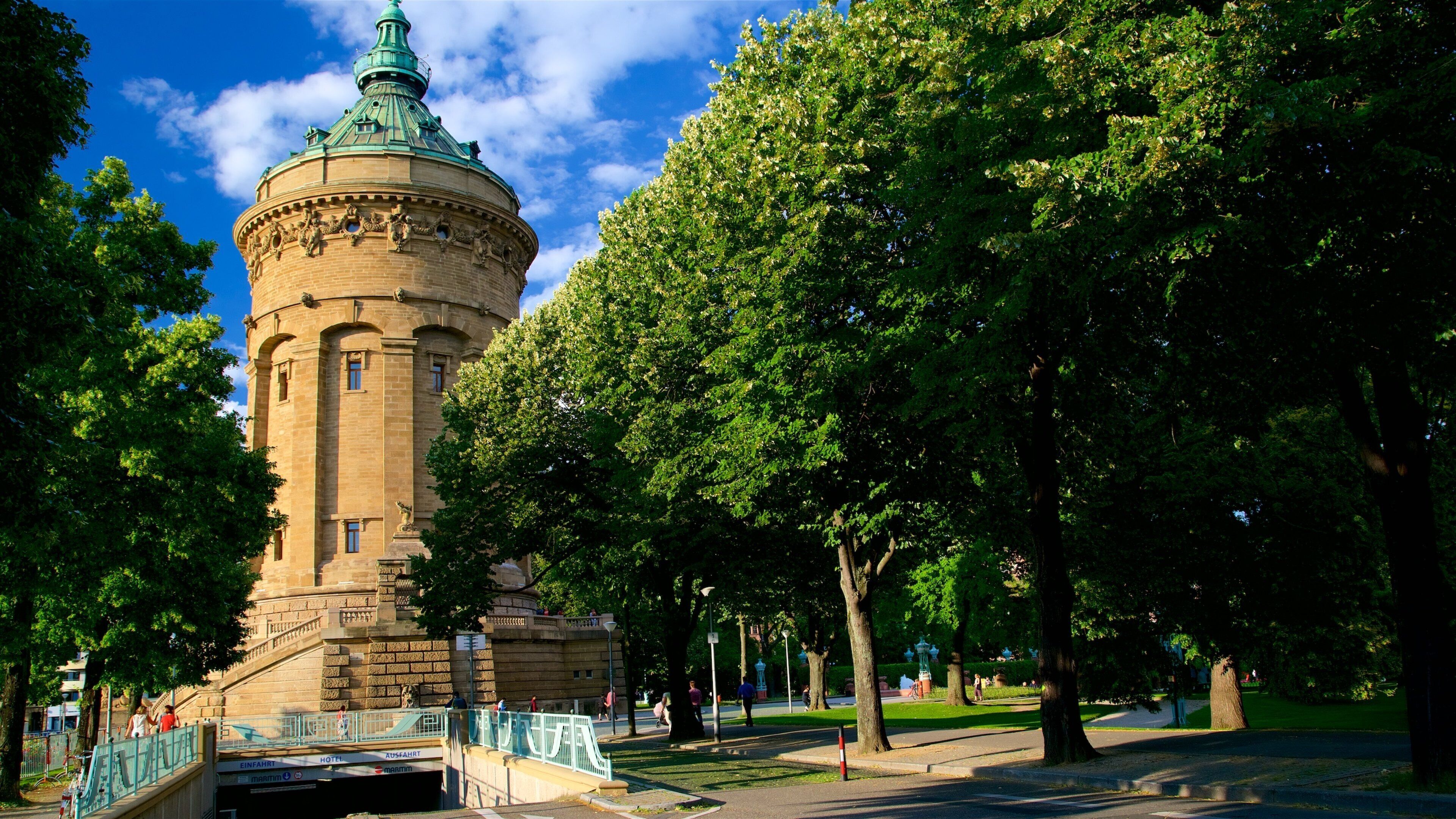 Mannheim Water Tower which includes heritage architecture and a garden