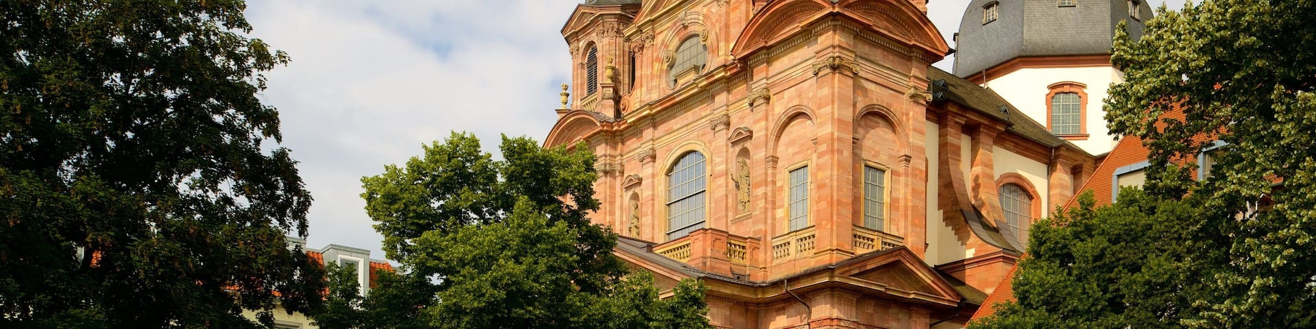 Jesuitenkirche Mannheim mit einem Geschichtliches
