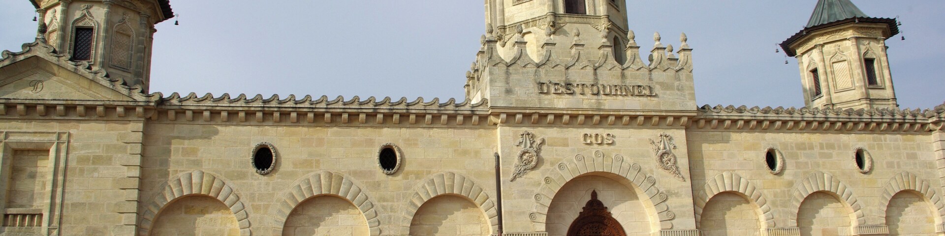Château Cos d'Estournel in Saint-Estèphe (Gironde, France).