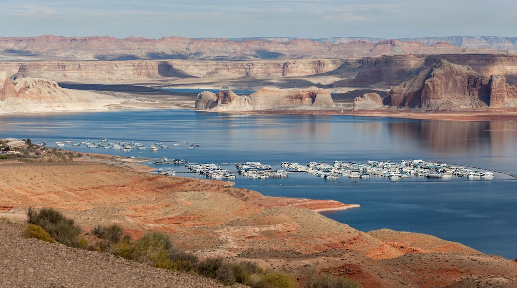 Lake Powell with Marina