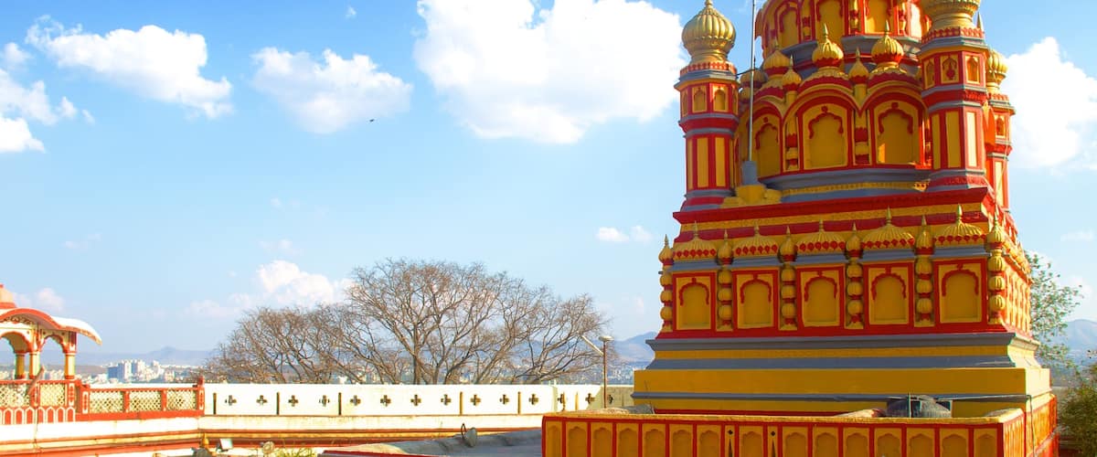 Parvati-tempels bevat een tempel of gebedshuis en religieuze elementen