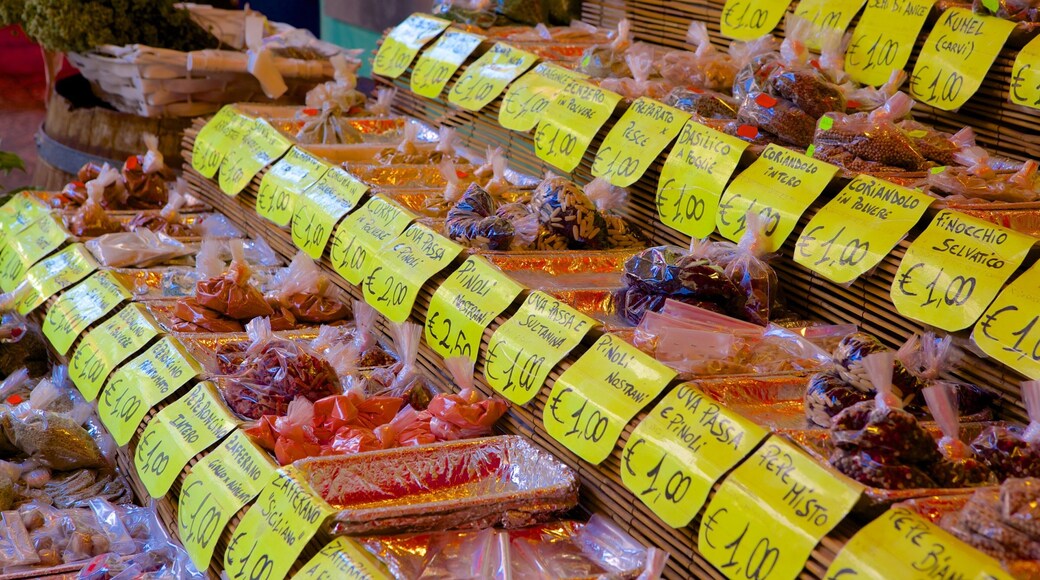 Il Capo Market showing food