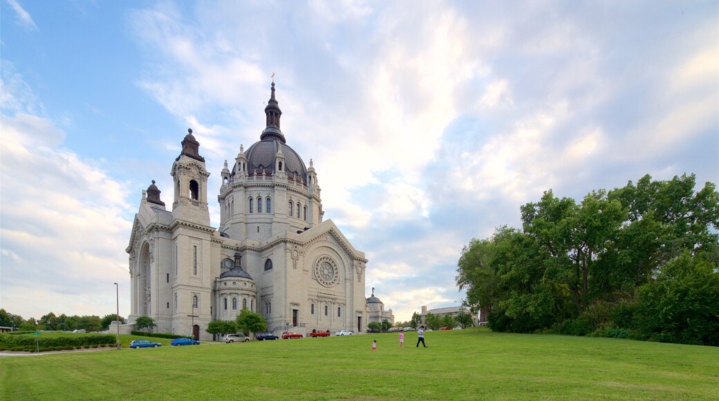 St. Paul which includes a church or cathedral, a sunset and a park