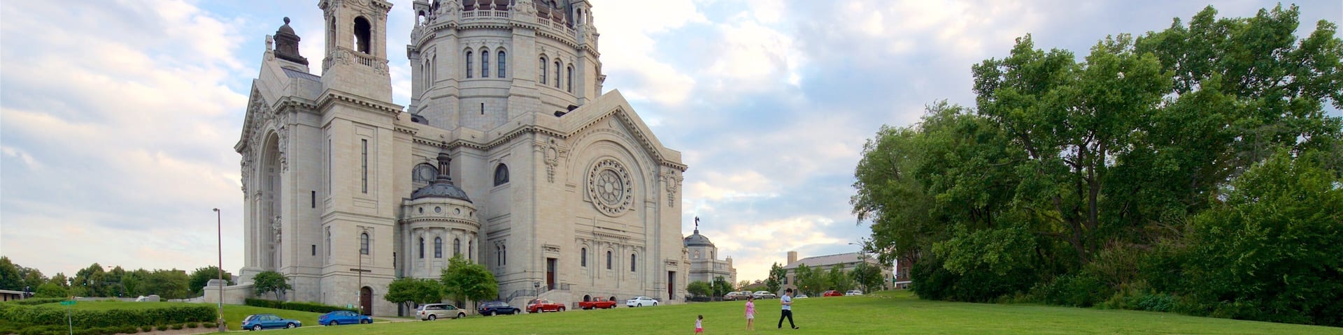 St. Paul which includes a church or cathedral, a sunset and a park