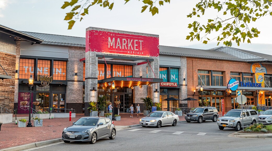 Waterside District showing signage