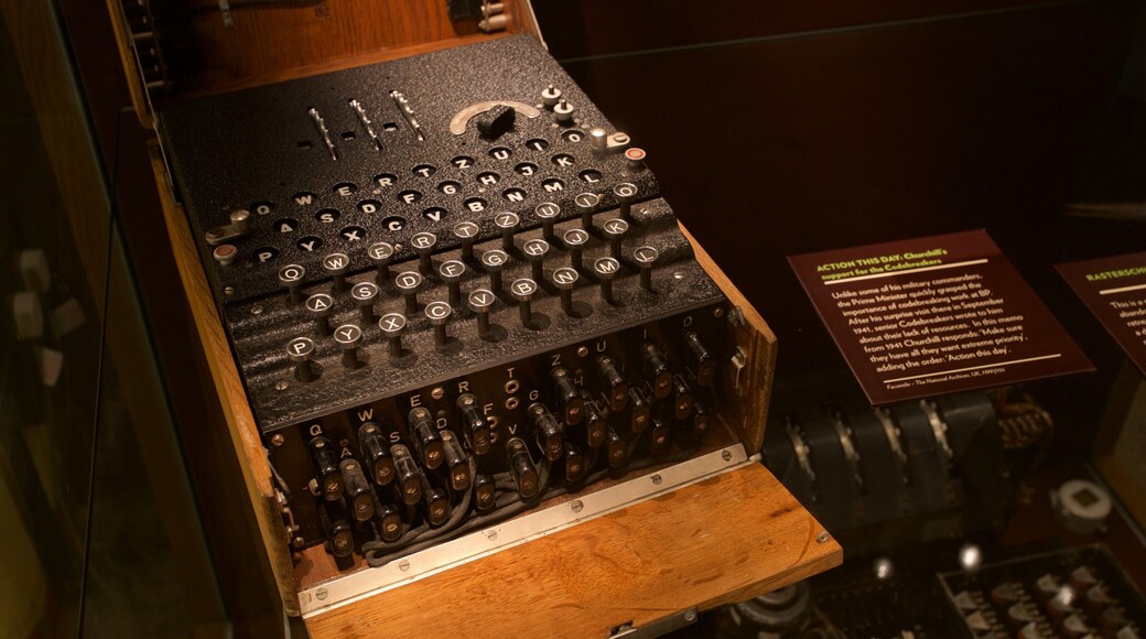 Bletchley Park montrant patrimoine historique