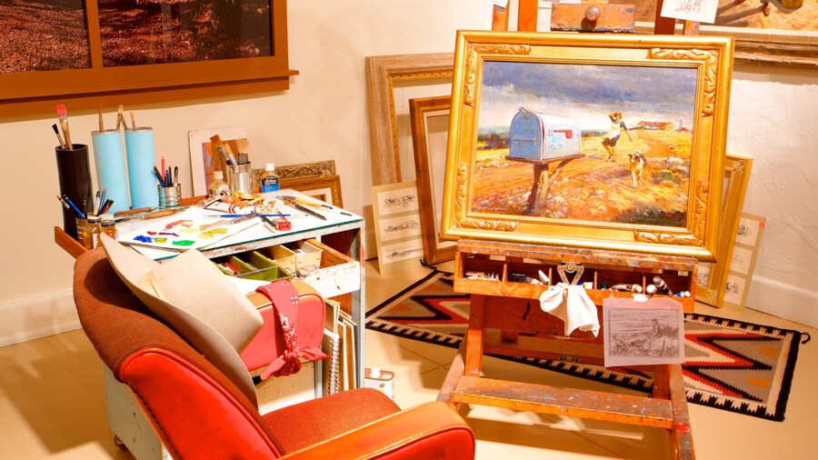 Tucson Museum of Art featuring interior views and art