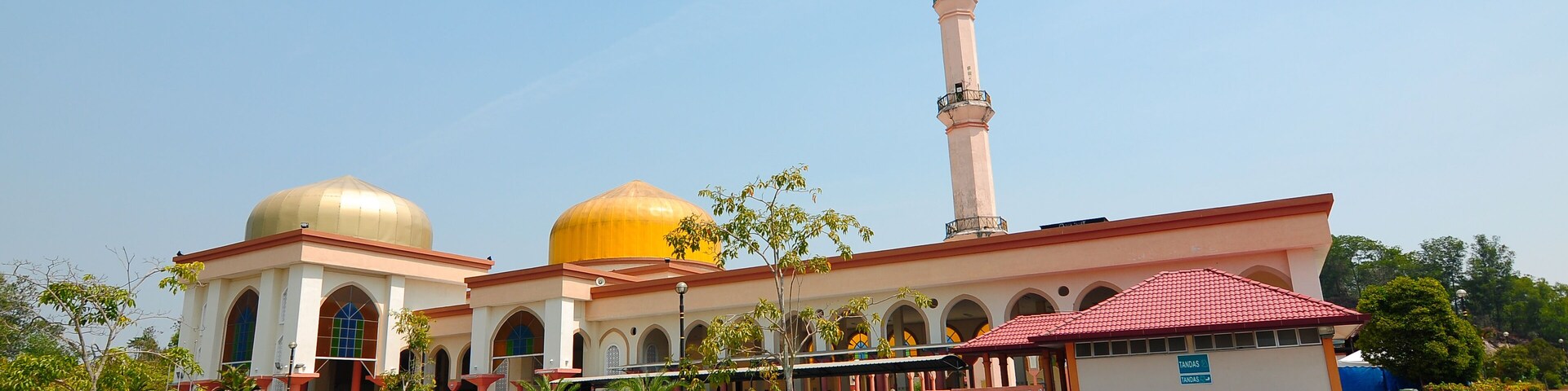 The Putra Nilai Mosque in Nilai