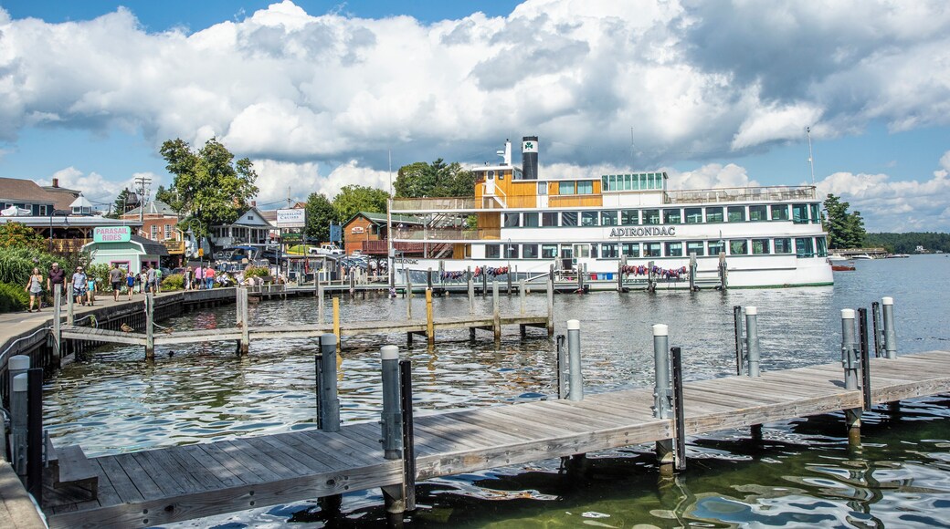 Lake George Shoreline Cruises