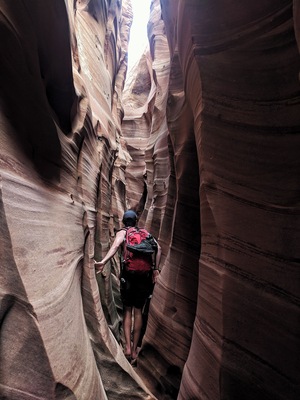 A shuffle through a slot canyon - this was about the widest section. Got our an workout in sucking our guts in to fit through 😂 #adventure