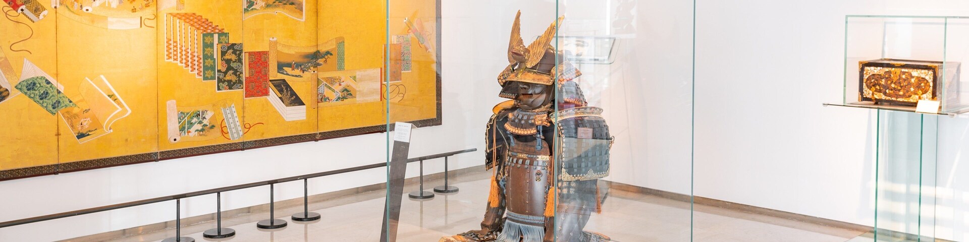 Asian Art Museum showing heritage elements, art and interior views