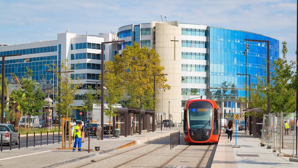 L\'Arenas featuring railway items