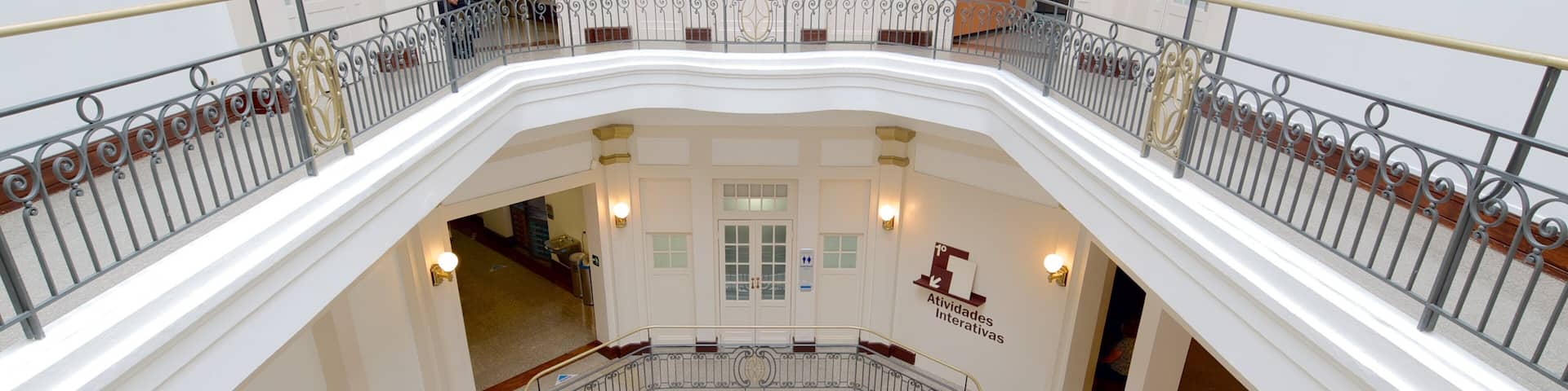 Bank of Brazil Cultural Center featuring interior views