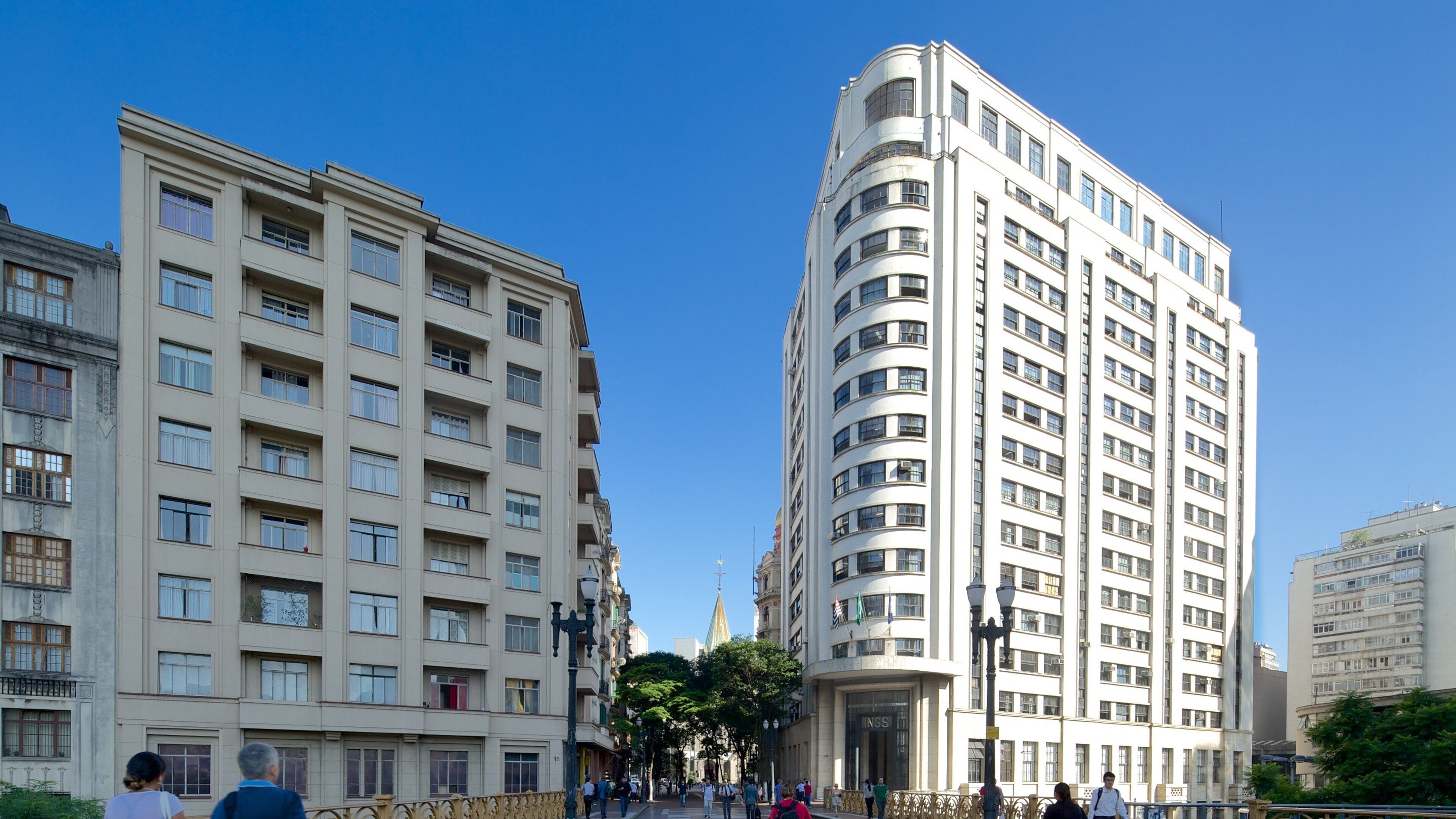 Viaduto do Chá inclusief een stad