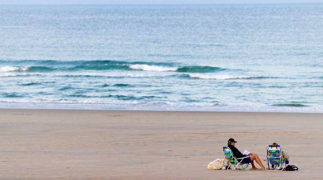 Ogunquit Beach showing general coastal views and a beach as well as a couple
