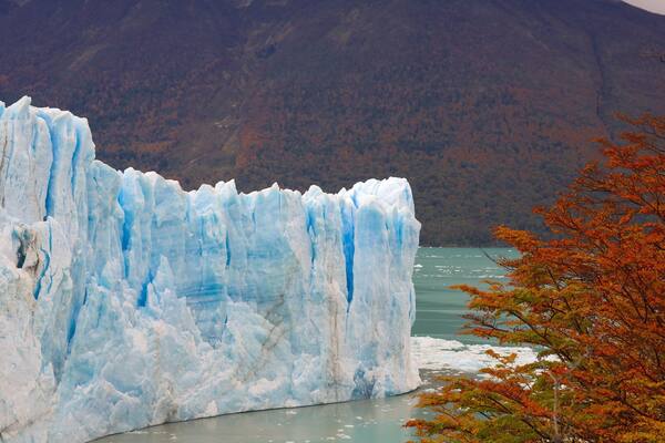 ペリトモレノ氷河 フィーチャー 湖あるいは泉